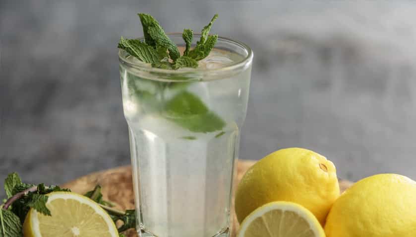 Homemade sugar free energy drinks: Coconut-citrus-thirst