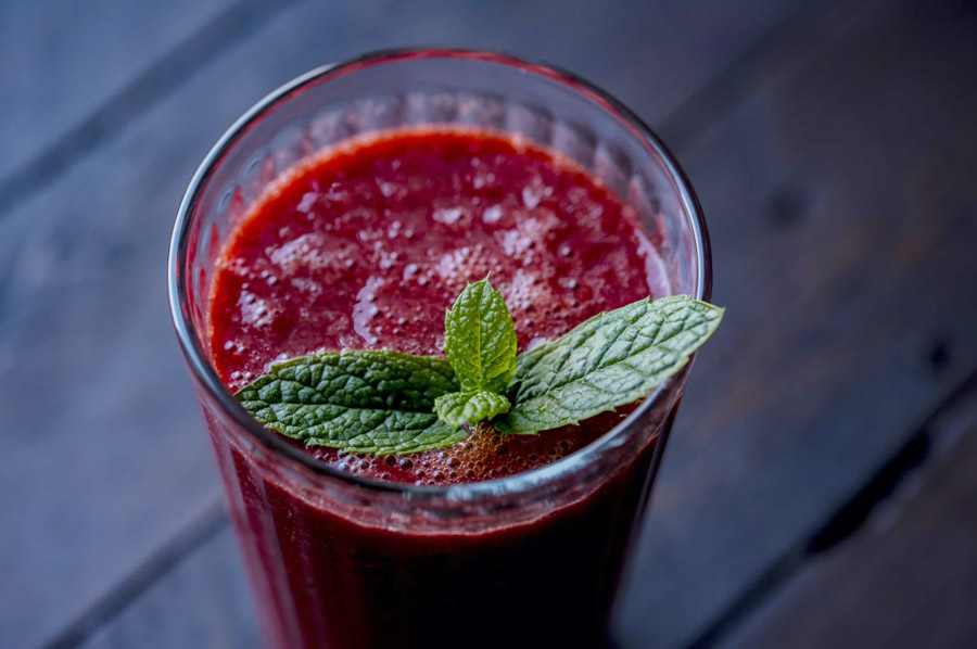 5 Best Antioxidant Drinks Suggested By Nutrition Experts